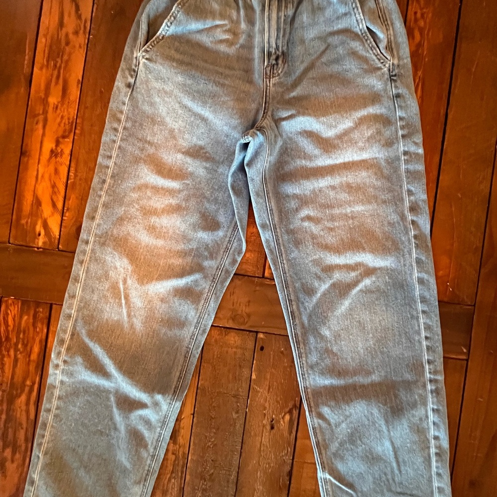 American Eagle Outfitters Light Blue High Rise Jeans